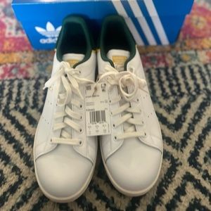 NIB MENS ADIDAS STAN SMITH